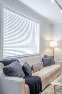 Venetian-Blinds-1-qcc3ebkb5au6ai9mu7o5t4v3spr0hb6d9qdd8j6jzs